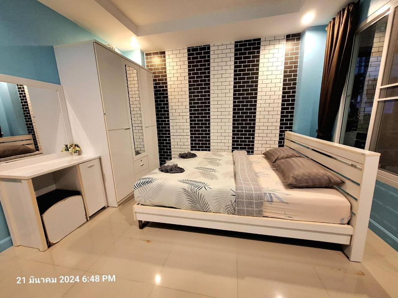 Plus1 Hua-hin Private Poolvilla From 3km *